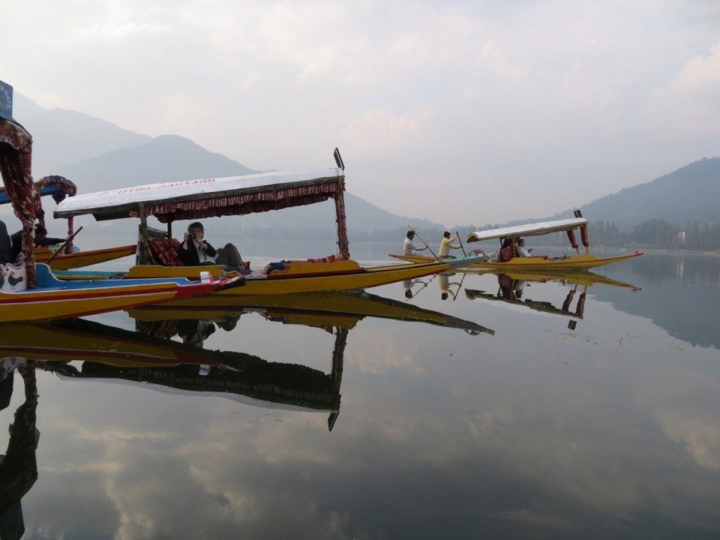 Dal Lake, Srinigar :  Kashmir-Leh Pashmina Road