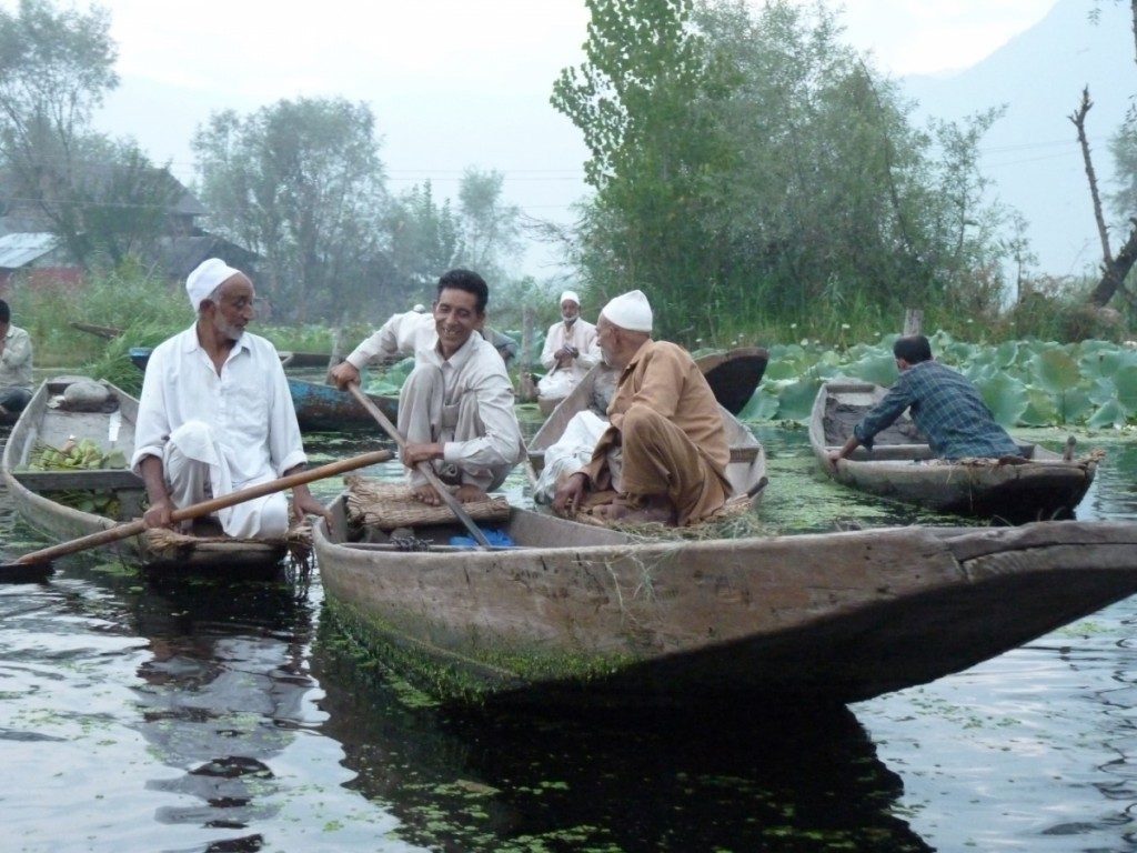Market Dal Lake, Kashmir