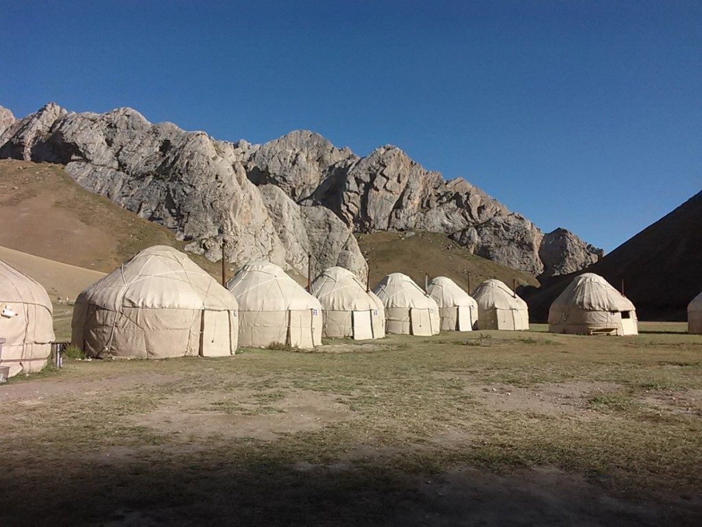 Tash Rabat yurt camp